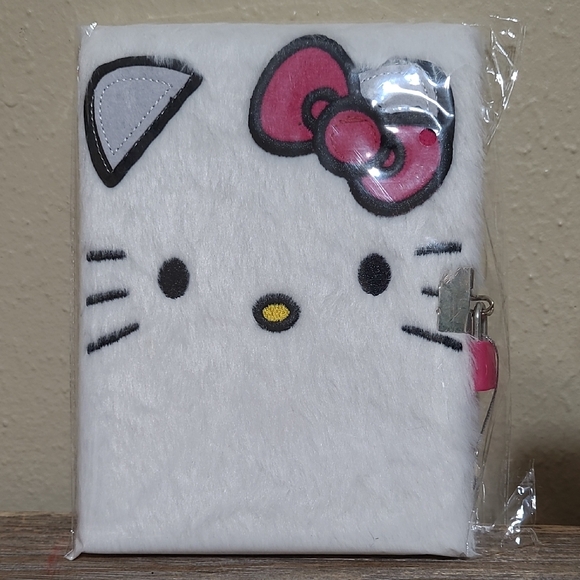 Sanrio Other - Sanrio White Plush Hello Kitty Diary with Pink Bow